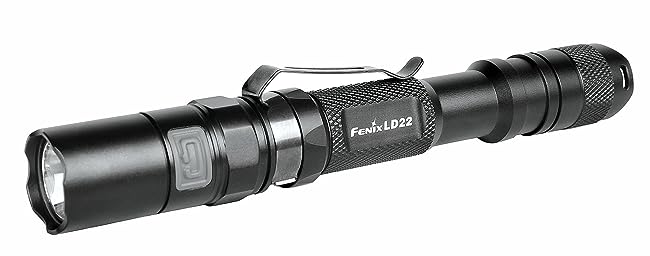  Fenix LD22 Flashlight
